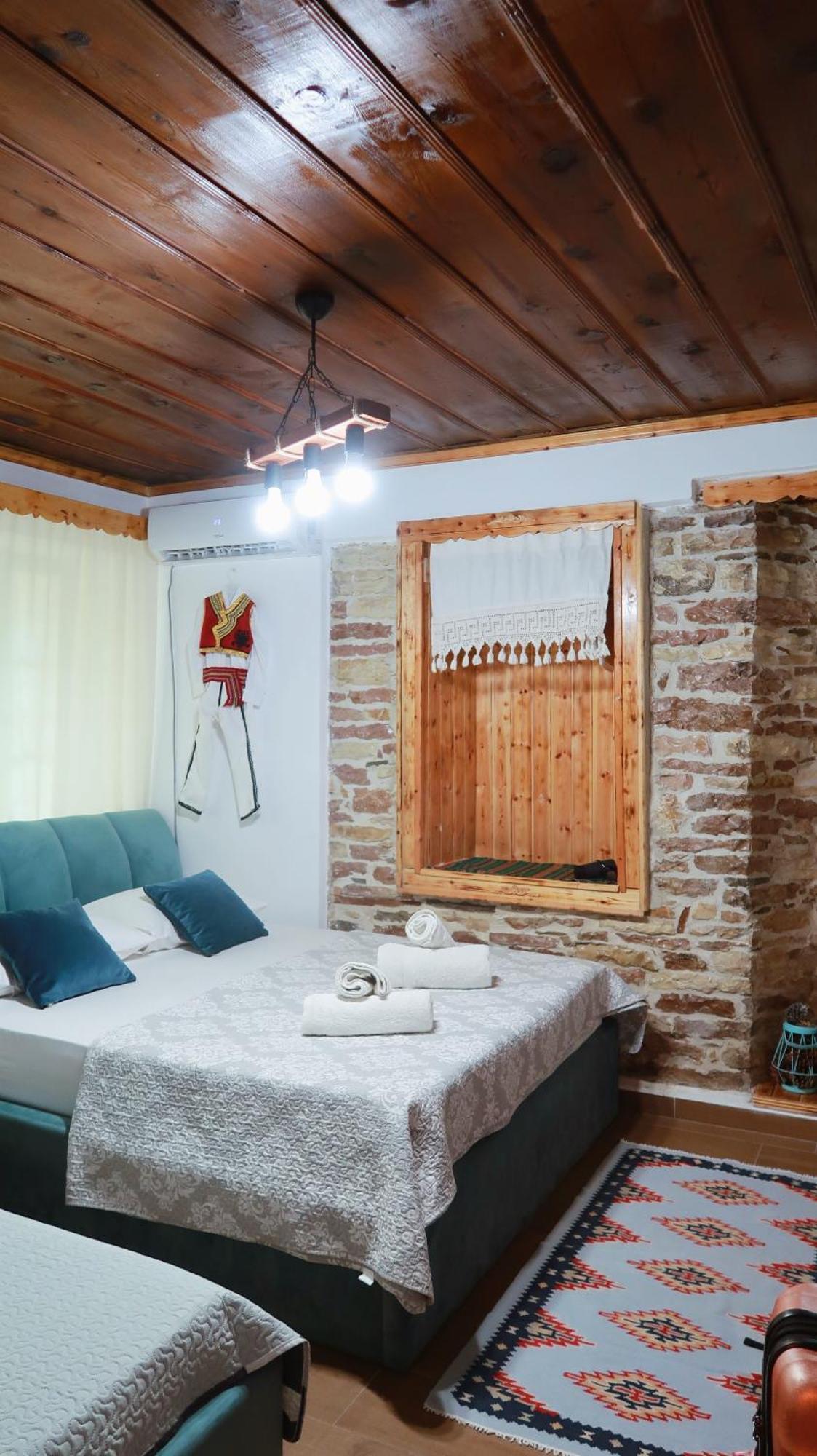 "Villa 70" Guesthouse Αργυρόκαστρο Εξωτερικό φωτογραφία