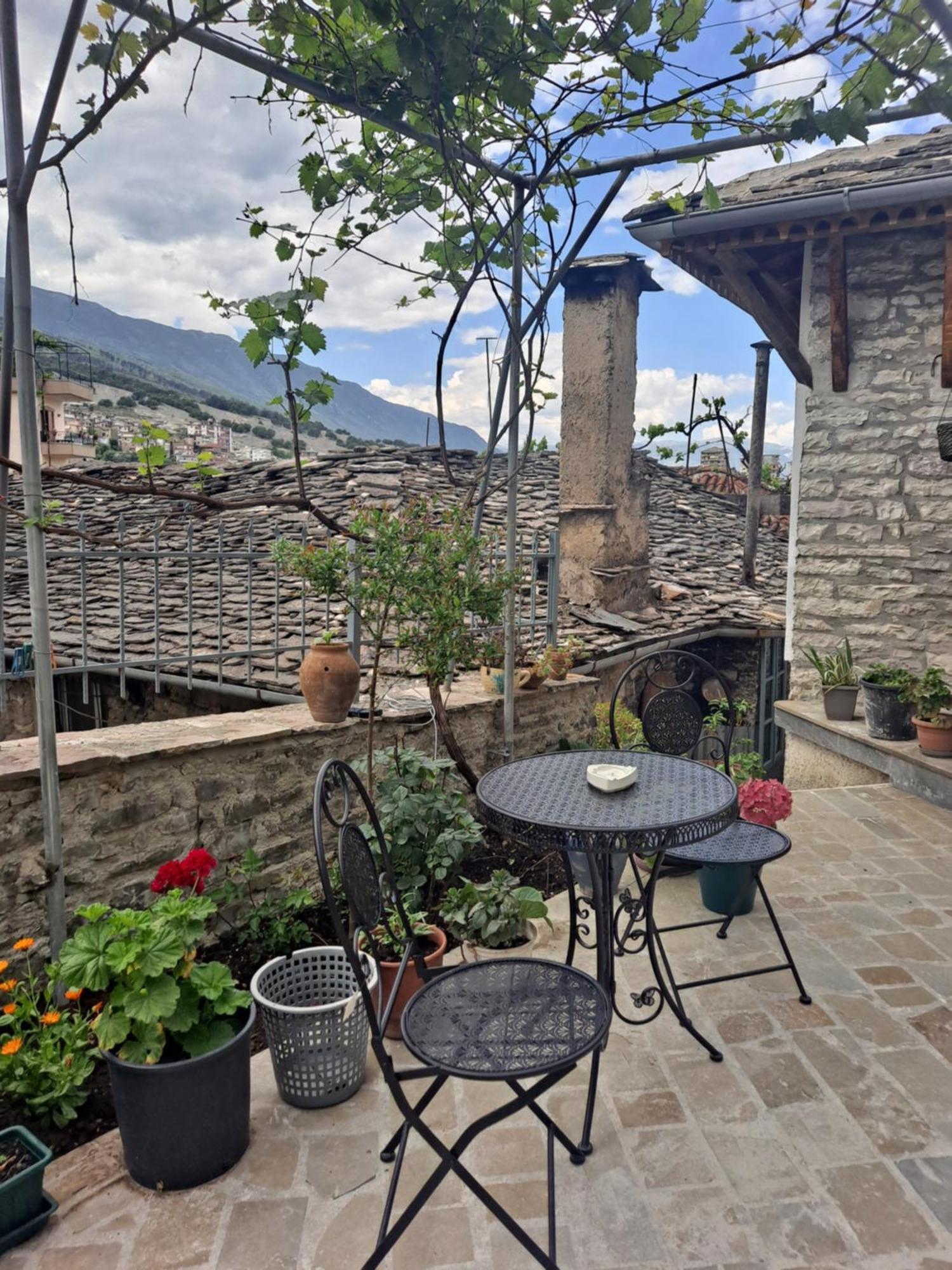 "Villa 70" Guesthouse Αργυρόκαστρο Εξωτερικό φωτογραφία