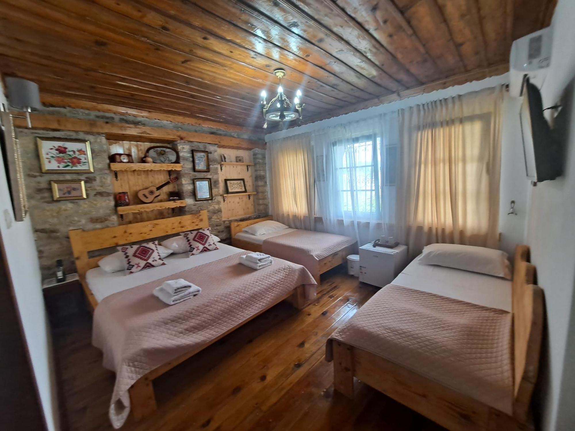 "Villa 70" Guesthouse Αργυρόκαστρο Εξωτερικό φωτογραφία